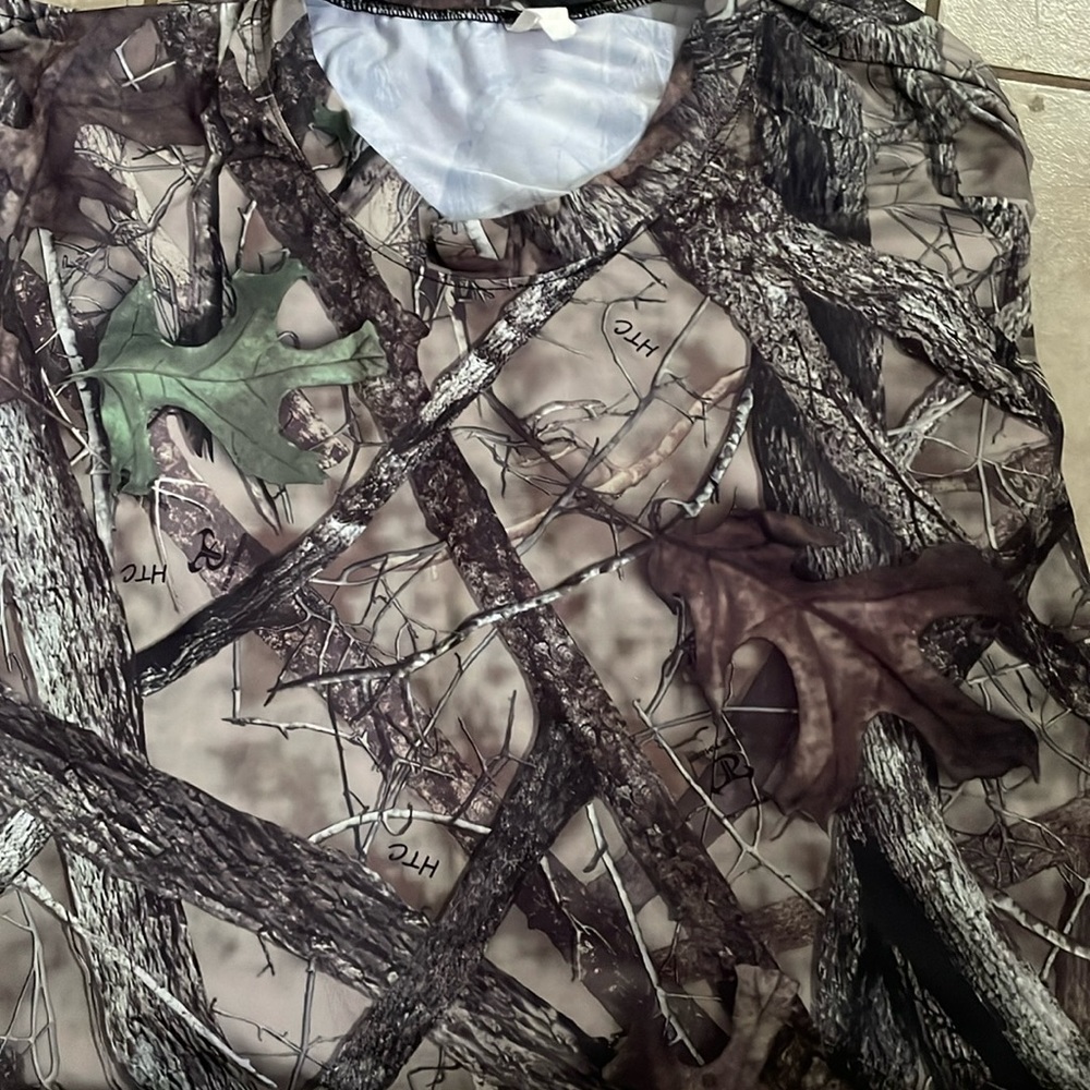 Men’s Camo long sleeve shirt
